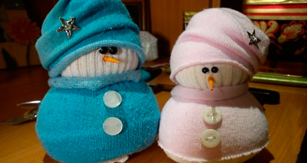 Снеговики из носка: удивительные гости праздника|Дети в городе