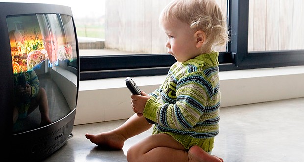 Просмотр телевизора изменяет структуру мозга детей в худшую сторону|Дети в городе