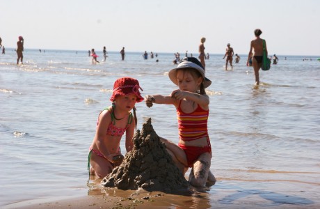 Развивающие игры на пляже | Дети в городе