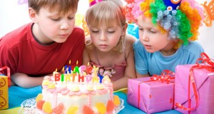 День рождения ребенка: как лучше организовать вручение подарков | Дети в городе