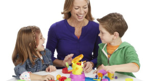 Развитие малышей вместе с Play Doh
